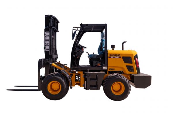 Autoelevador T25 40 4WD - 10582116N