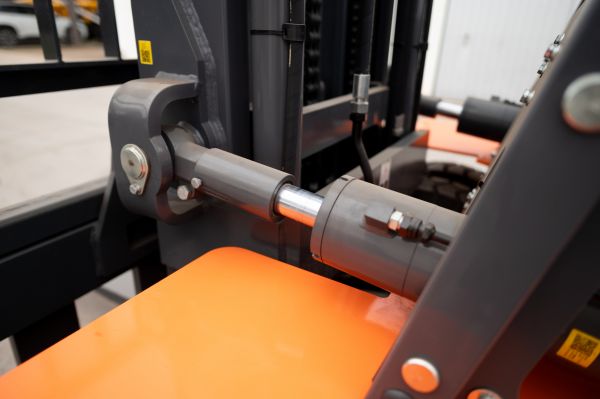 Autoelevador ME70 45T - 1058215N