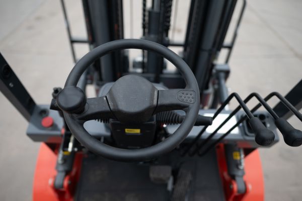 Autoelevador ELECTRIC E30 60 - 105867130.6N